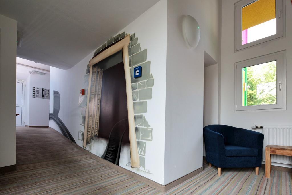 Petul Apart Hotel City Garden Есен Екстериор снимка