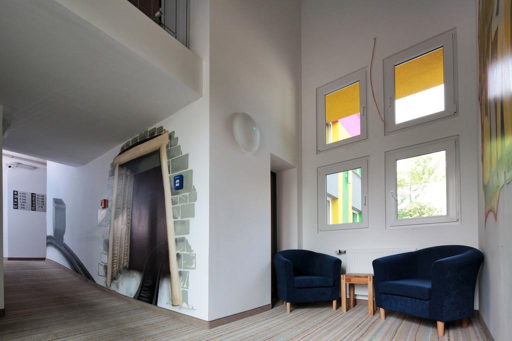 Petul Apart Hotel City Garden Есен Екстериор снимка