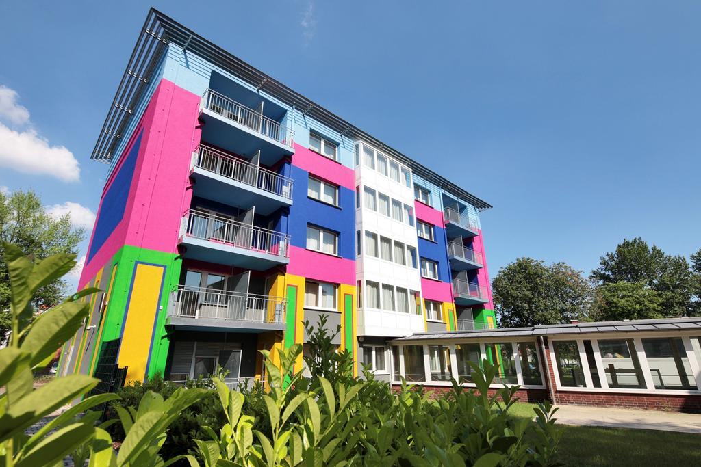 Petul Apart Hotel City Garden Есен Екстериор снимка