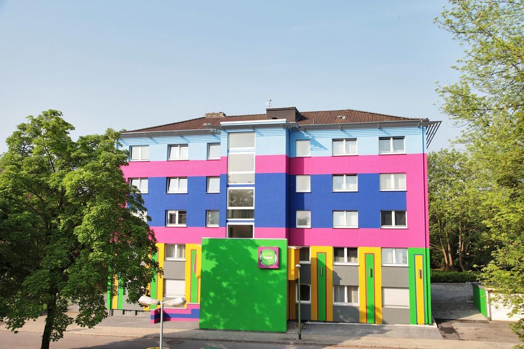 Petul Apart Hotel City Garden Есен Екстериор снимка