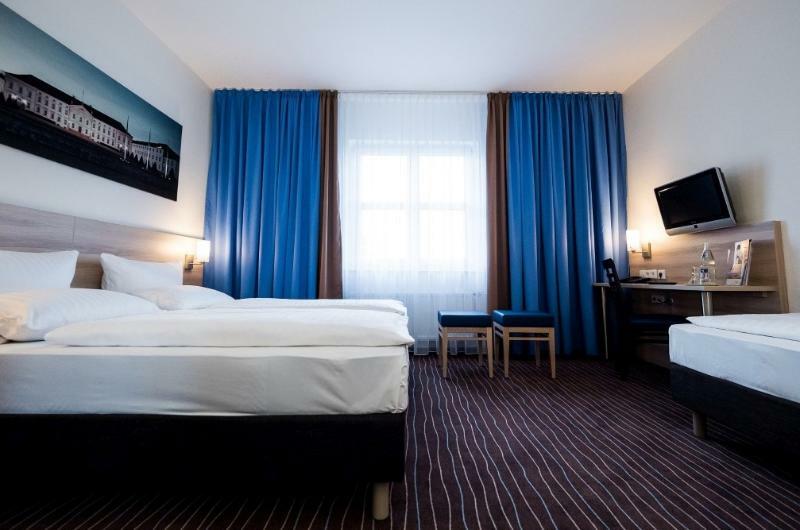 Petul Apart Hotel City Garden Есен Екстериор снимка